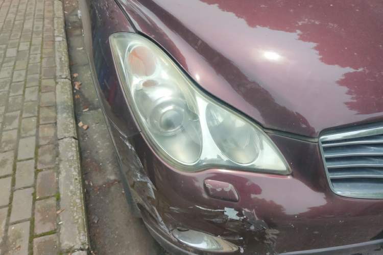 Used Infiniti QX50 2013 2.5L Two-Wheel-Drive Zunya Edition Right Front Headlight