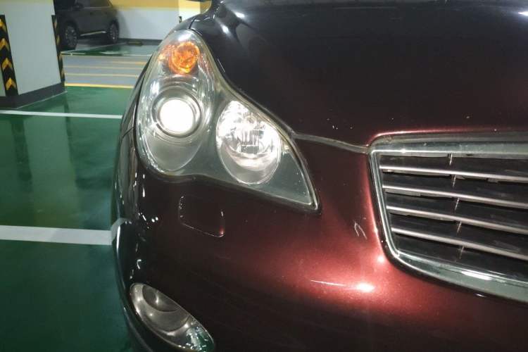 Used Infiniti QX50 2013 2.5L Two-Wheel-Drive Elegant Edition Right Front Headlight