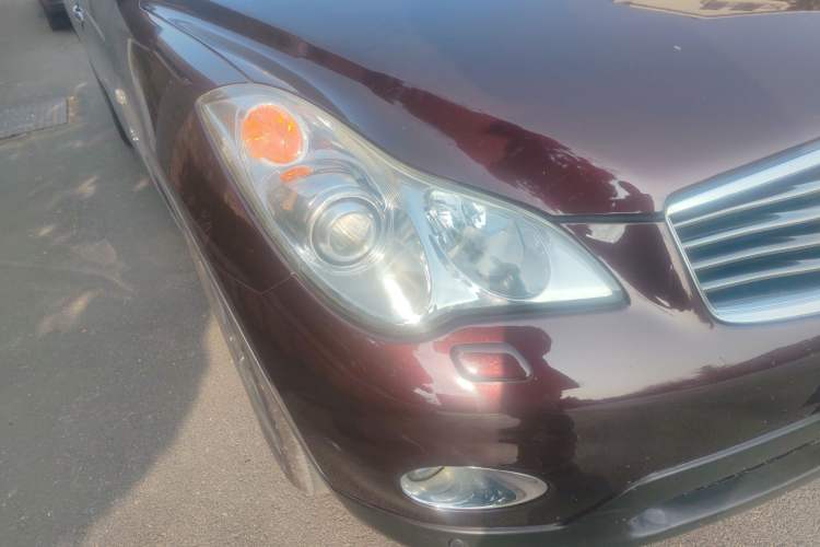 Used Infiniti QX50 2013 2.5L Two-Wheel-Drive Elegant Edition Right Front Headlight