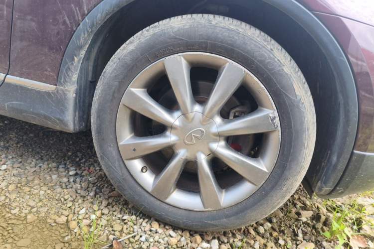 Used Infiniti QX50 2013 2.5L 4x4 Luxury Edition Right Front Wheel Hub