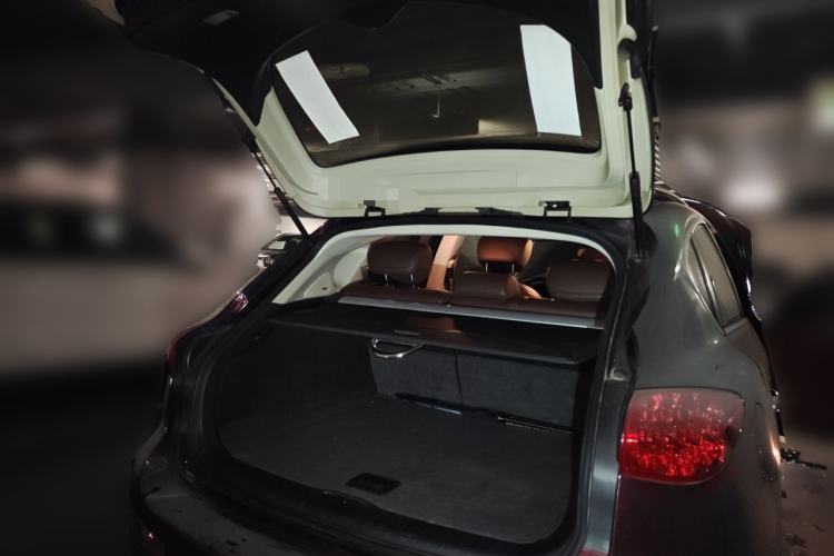 Used Infiniti QX50 2013 2.5L Two-Wheel-Drive Elegant Edition Trunk