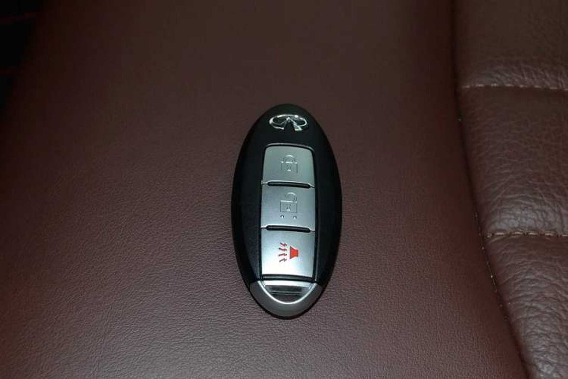 Used Infiniti QX50 2013 2.5L Two-Wheel-Drive Elegant Edition Vehicle Key
