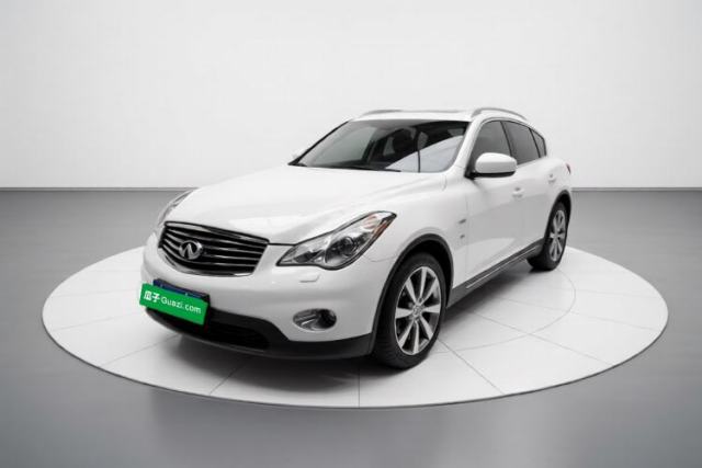 Ojetý Infiniti QX50 2013 2.5L Two-Wheel-Drive Elegant Edition