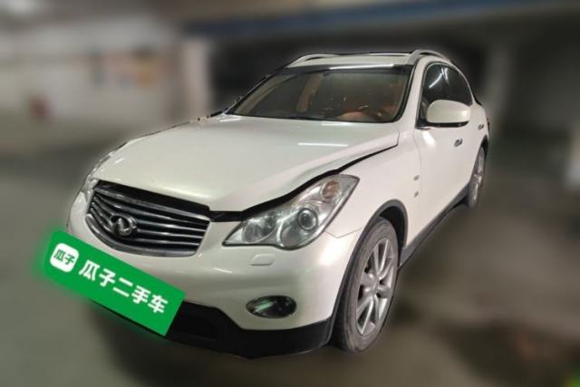 Used Infiniti QX50 2013 2.5L Two-Wheel-Drive Elegant Edition