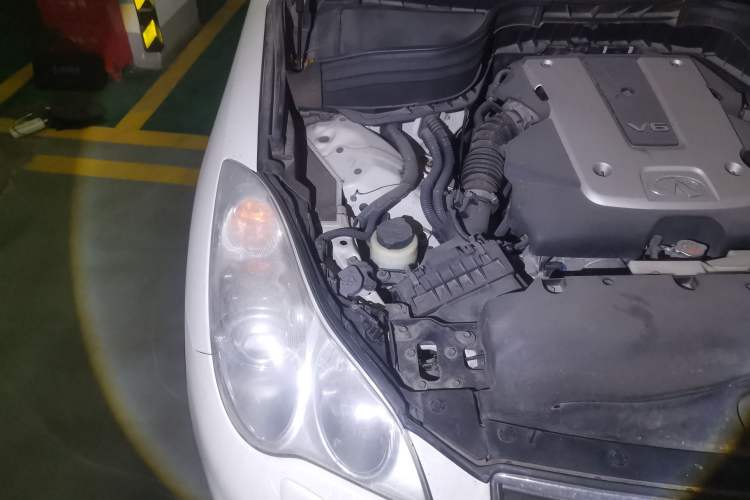 Used Infiniti QX50 2013 2.5L 4x4 Elegant Edition Engine Bay Right