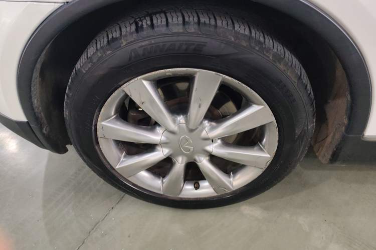 Used Infiniti QX50 2013 2.5L Two-Wheel-Drive Elegant Edition Exterior 3