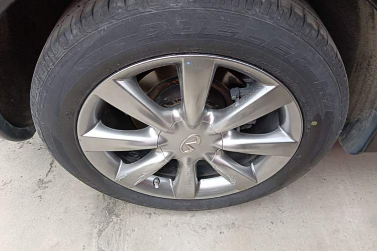 Used Infiniti QX50 2013 2.5L Two-Wheel-Drive Elegant Edition Exterior 5