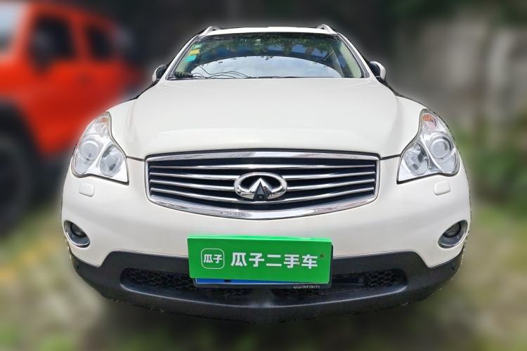 Used Infiniti QX50 2013 2.5L Two-Wheel-Drive Zunya Edition Front