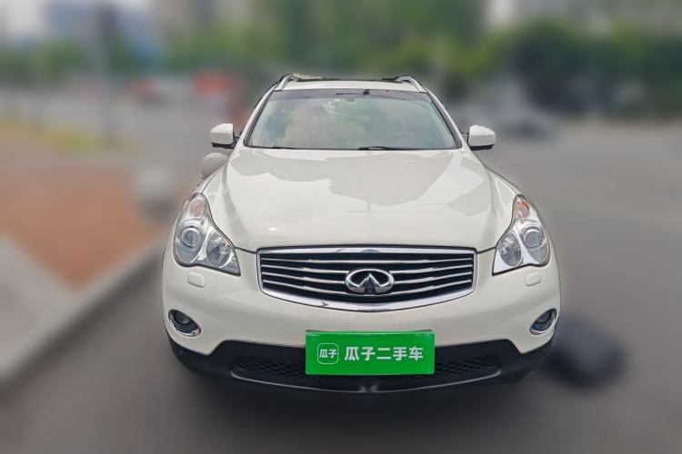 Used Infiniti QX50 2013 2.5L 4x4 Elegant Edition Front