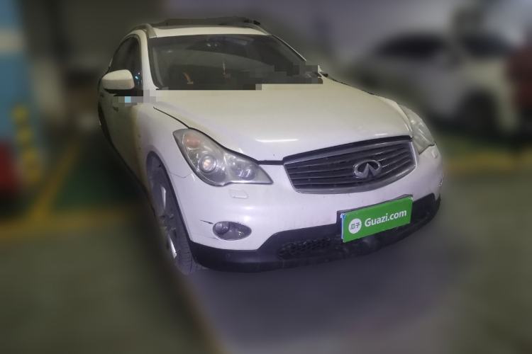 Used Infiniti QX50 2013 2.5L 4x4 Elegant Edition Front Right 45 Deg