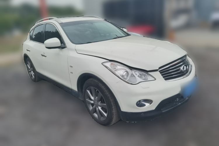 Used Infiniti QX50 2013 2.5L Two-Wheel-Drive Elegant Edition Front Right 45 Deg