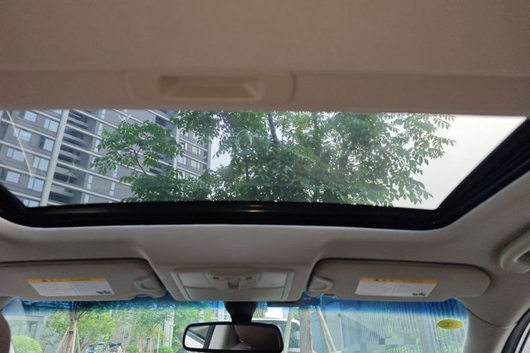 Used Infiniti QX50 2013 2.5L Two-Wheel-Drive Elegant Edition Headliner