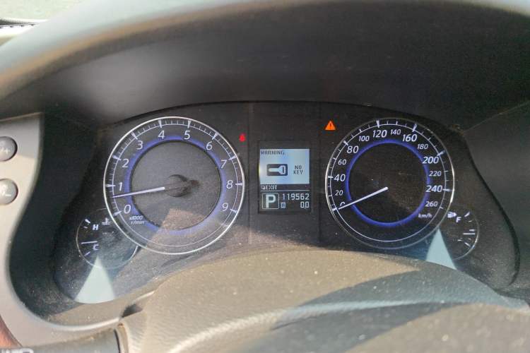 Used Infiniti QX50 2013 2.5L 4x4 Elegant Edition Instrument Cluster