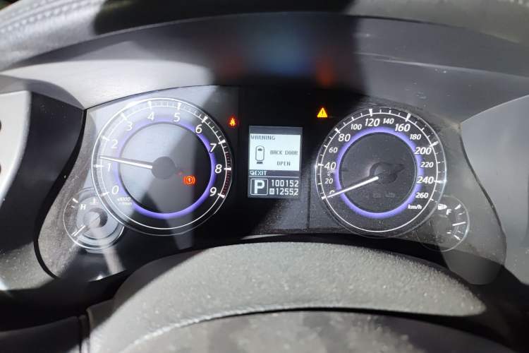Used Infiniti QX50 2013 2.5L Two-Wheel-Drive Elegant Edition Instrument Cluster