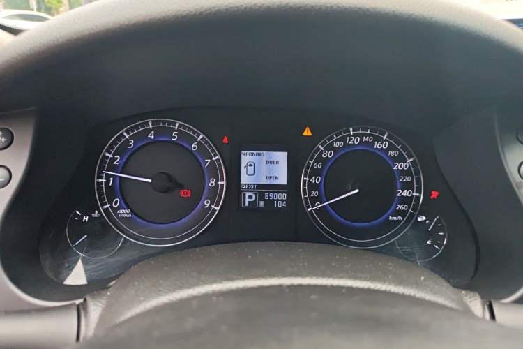 Used Infiniti QX50 2013 2.5L 4x4 Elegant Edition Instrument Cluster