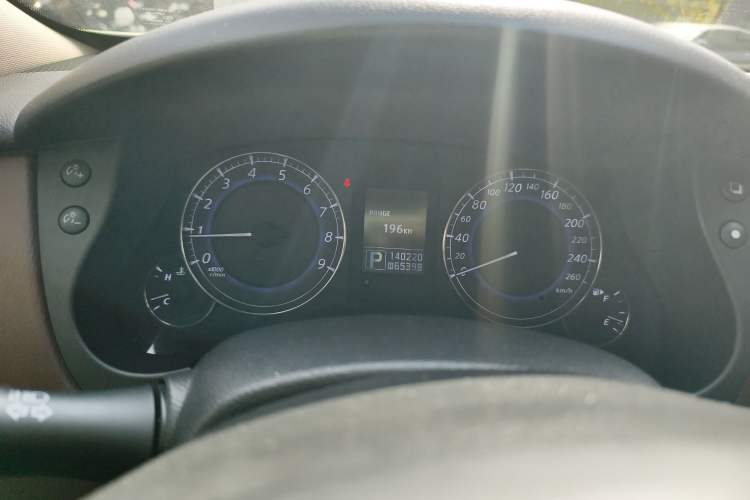 Used Infiniti QX50 2013 2.5L 4x4 Elegant Edition Instrument Cluster