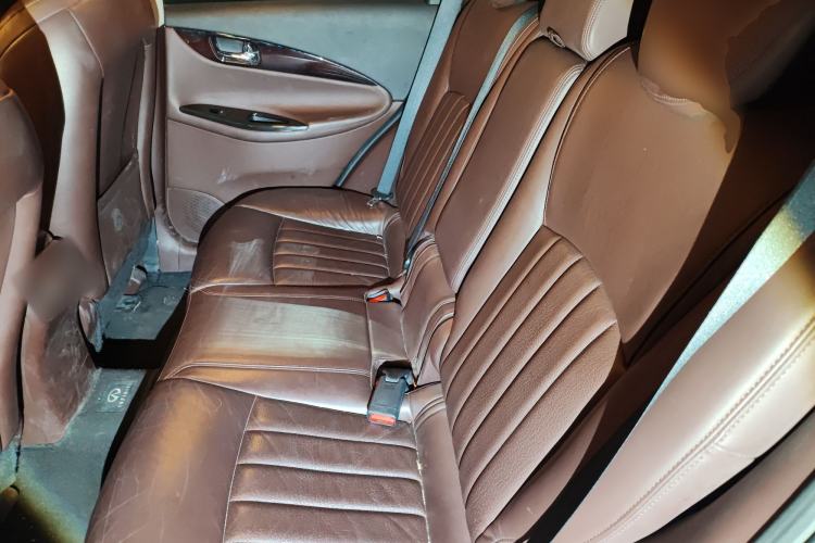 Used Infiniti QX50 2013 2.5L Two-Wheel-Drive Elegant Edition Left Rear Seat