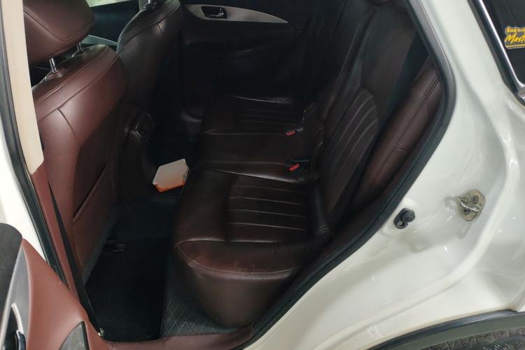 Used Infiniti QX50 2013 2.5L Two-Wheel-Drive Elegant Edition Left Rear Seat