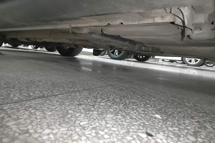 Used Infiniti QX50 2013 2.5L Two-Wheel-Drive Zunya Edition Left Side Sill