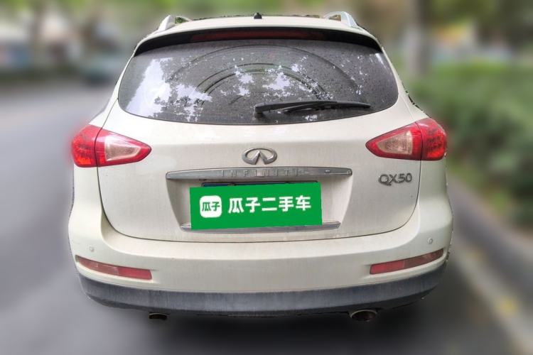 Used Infiniti QX50 2013 2.5L Two-Wheel-Drive Elegant Edition Rear