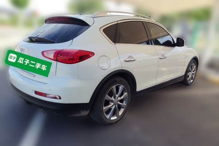 Used Infiniti QX50 2013 2.5L Two-Wheel-Drive Zunya Edition Rear Right 45 Deg