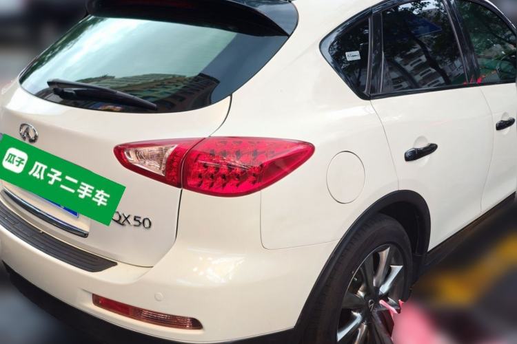 Used Infiniti QX50 2013 2.5L 4x4 Elegant Edition Rear Right 45 Deg