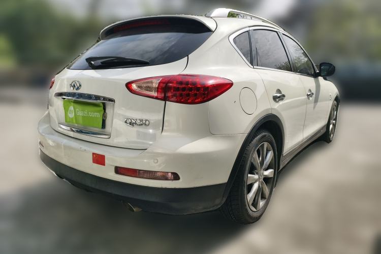 Used Infiniti QX50 2013 2.5L 4x4 Elegant Edition Rear Right 45 Deg