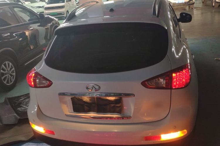 Used Infiniti QX50 2013 2.5L Two-Wheel-Drive Zunya Edition Rear