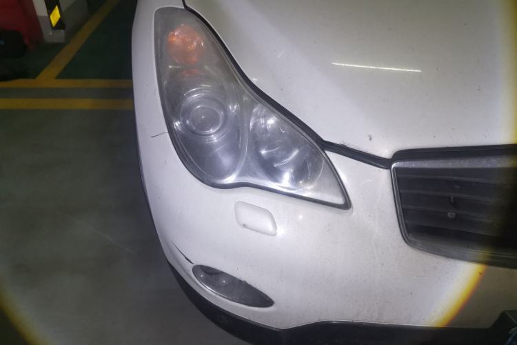 Used Infiniti QX50 2013 2.5L 4x4 Elegant Edition Right Front Headlight