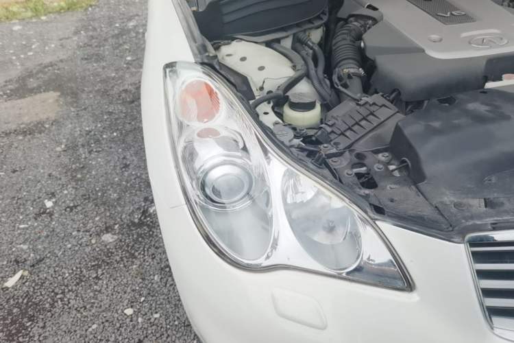 Used Infiniti QX50 2013 2.5L Two-Wheel-Drive Elegant Edition Right Front Headlight