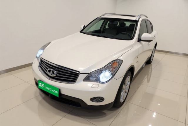 Used Infiniti QX50 2013 2.5L Two-Wheel-Drive Zunya Edition