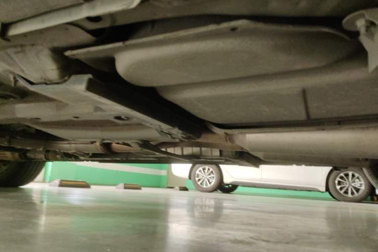 Used Infiniti QX50 2015 2.5L Comfort Edition Chassis Rear Left