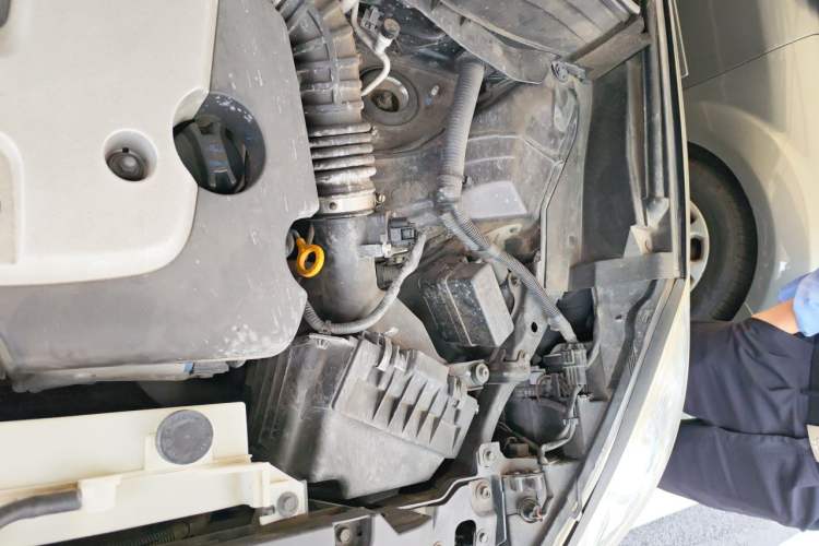 Used Infiniti QX50 2015 2.5L Enjoyment Edition Engine Bay Left