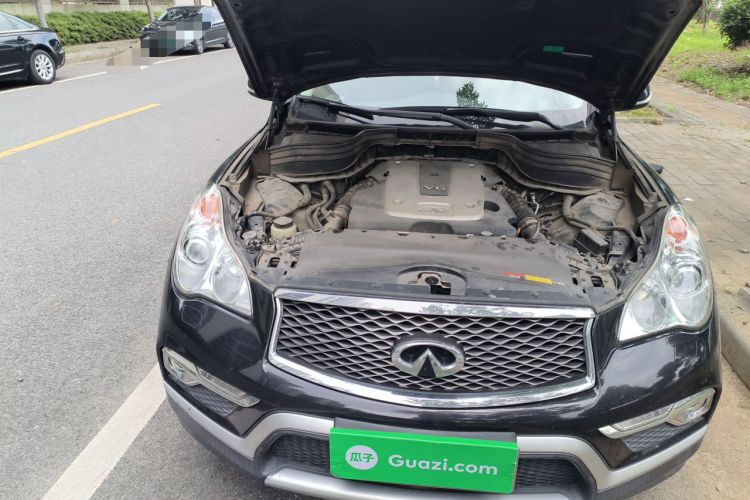 Used Infiniti QX50 2015 2.5L Comfort Edition Engine Bay Right