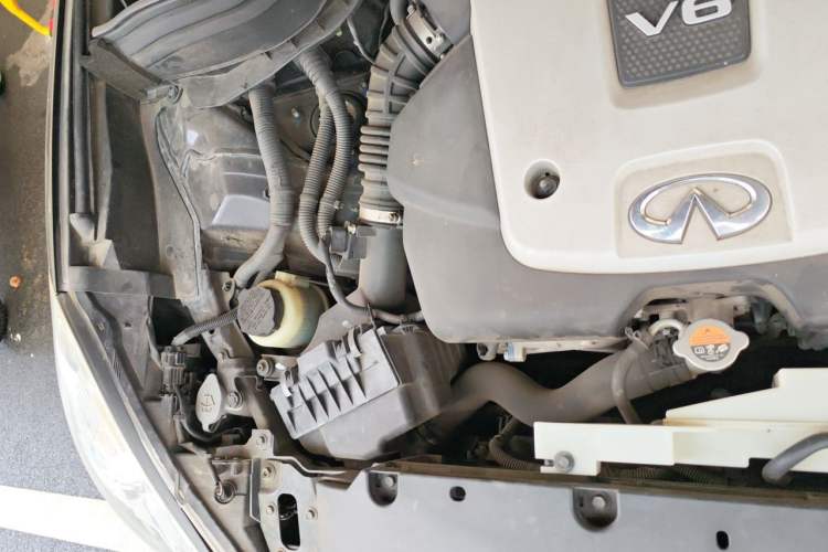 Used Infiniti QX50 2015 2.5L Enjoyment Edition Engine Bay Right