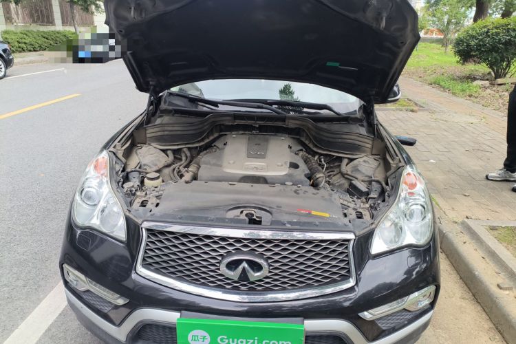 Used Infiniti QX50 2015 2.5L Comfort Edition Engine Bay