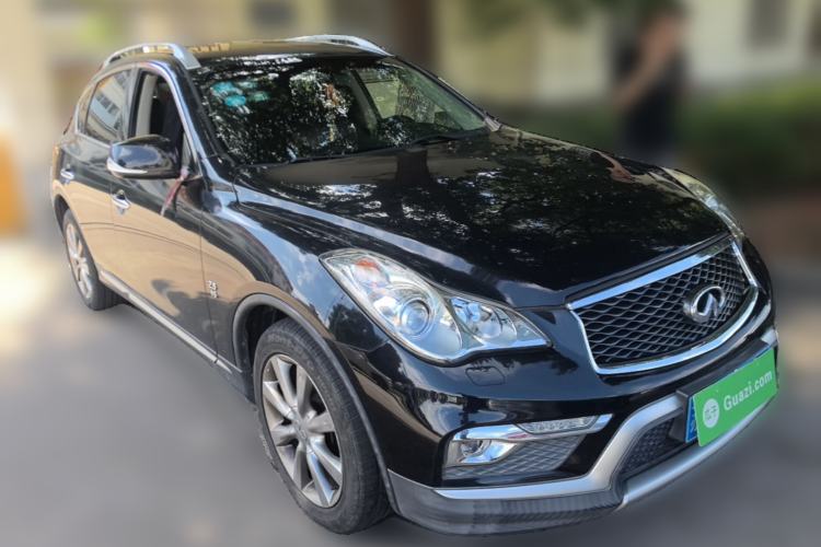 Used Infiniti QX50 2015 2.5L Enjoyment Edition Front Right 45 Deg