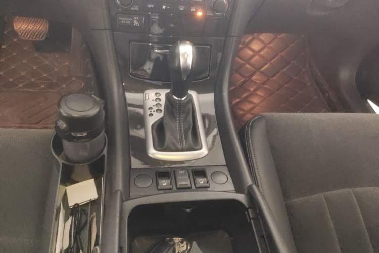 Used Infiniti QX50 2015 2.5L Comfort Edition Gear Lever