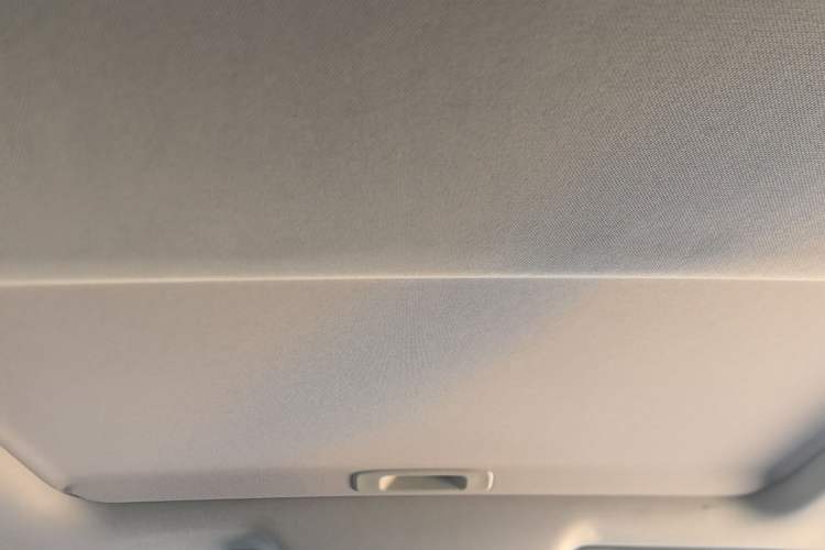 Used Infiniti QX50 2015 2.5L Enjoyment Edition Headliner
