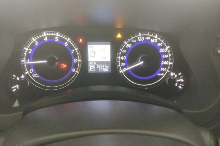 Used Infiniti QX50 2015 2.5L Comfort Edition Instrument Cluster