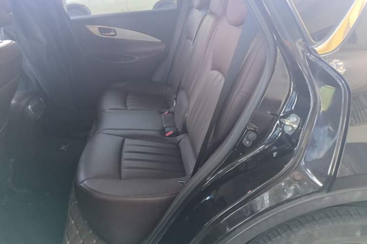 Used Infiniti QX50 2015 2.5L Enjoyment Edition Left Rear Seat