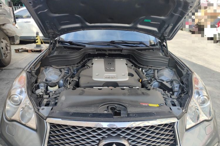 Used Infiniti QX50 2015 2.5L Luxury Edition Engine Bay