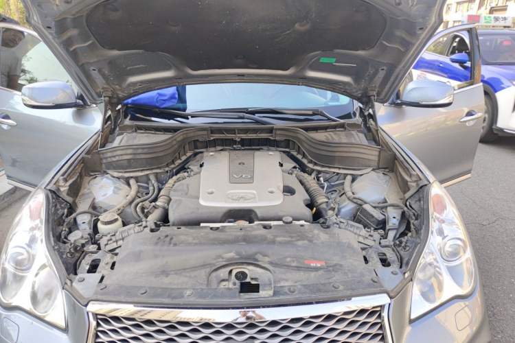 Used Infiniti QX50 2015 2.5L Enjoyment Edition Engine Bay