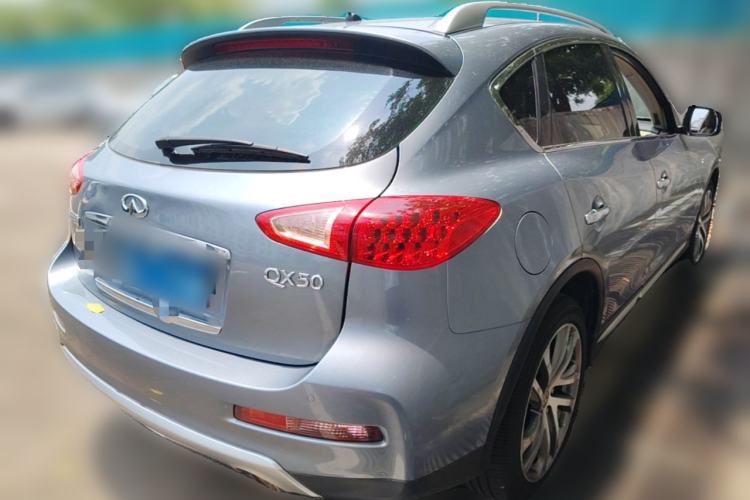 Used Infiniti QX50 2015 2.5L Deluxe Edition Rear Right 45 Deg