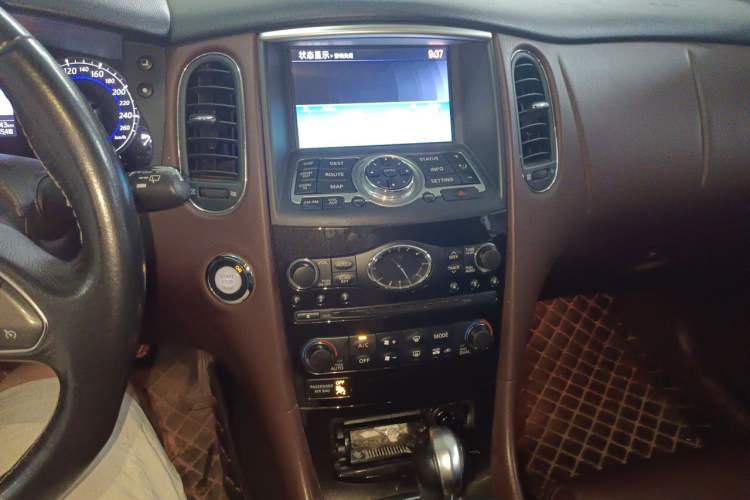 Used Infiniti QX50 2015 2.5L Enjoyment Edition Audio And AC Panel