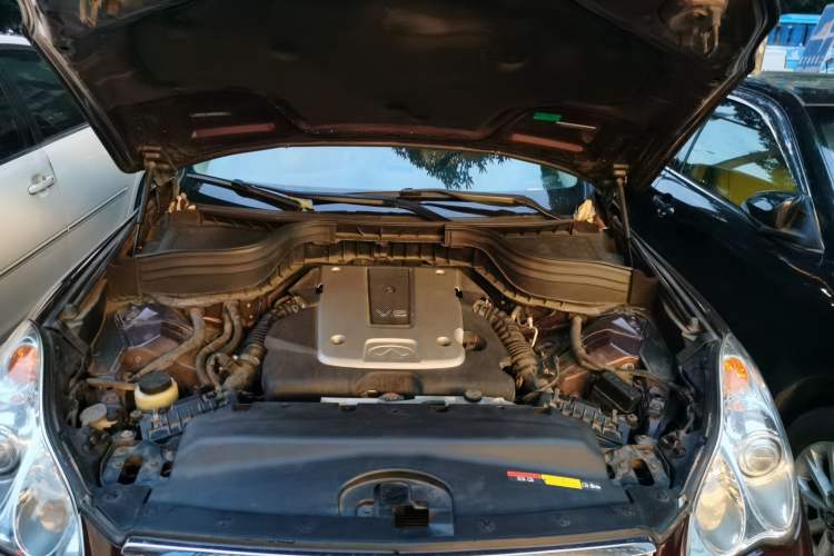 Used Infiniti QX50 2015 2.5L Enjoyment Edition Engine Bay
