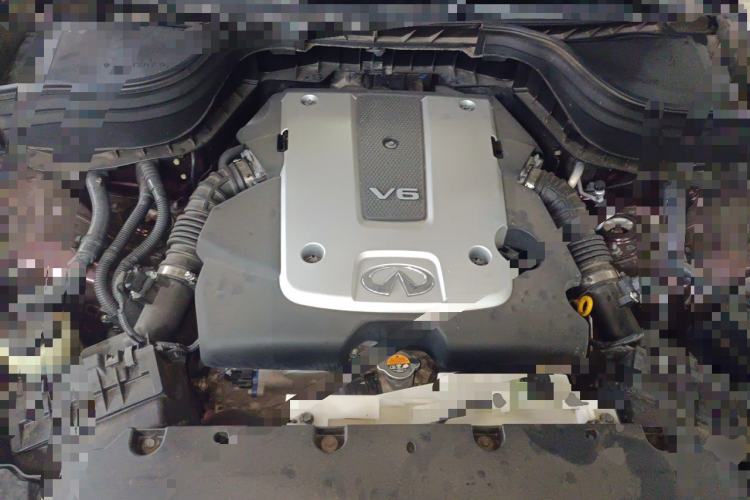 Used Infiniti QX50 2015 2.5L Enjoyment Edition Engine Bay