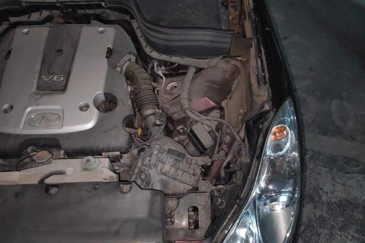 Used Infiniti QX50 2015 2.5L Enjoyment Edition Engine Bay Left