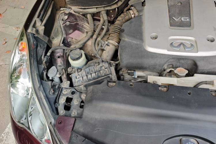 Used Infiniti QX50 2015 2.5L Enjoyment Edition Engine Bay Right