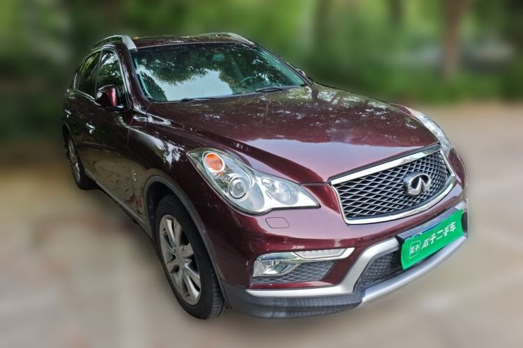 Used Infiniti QX50 2015 2.5L Enjoyment Edition Front Right 45 Deg